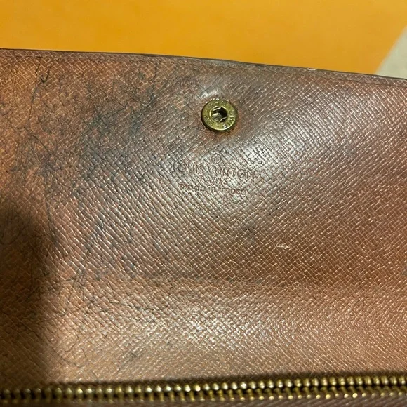 Louis Vuitton wallet crossbody - Picture 6 of 10